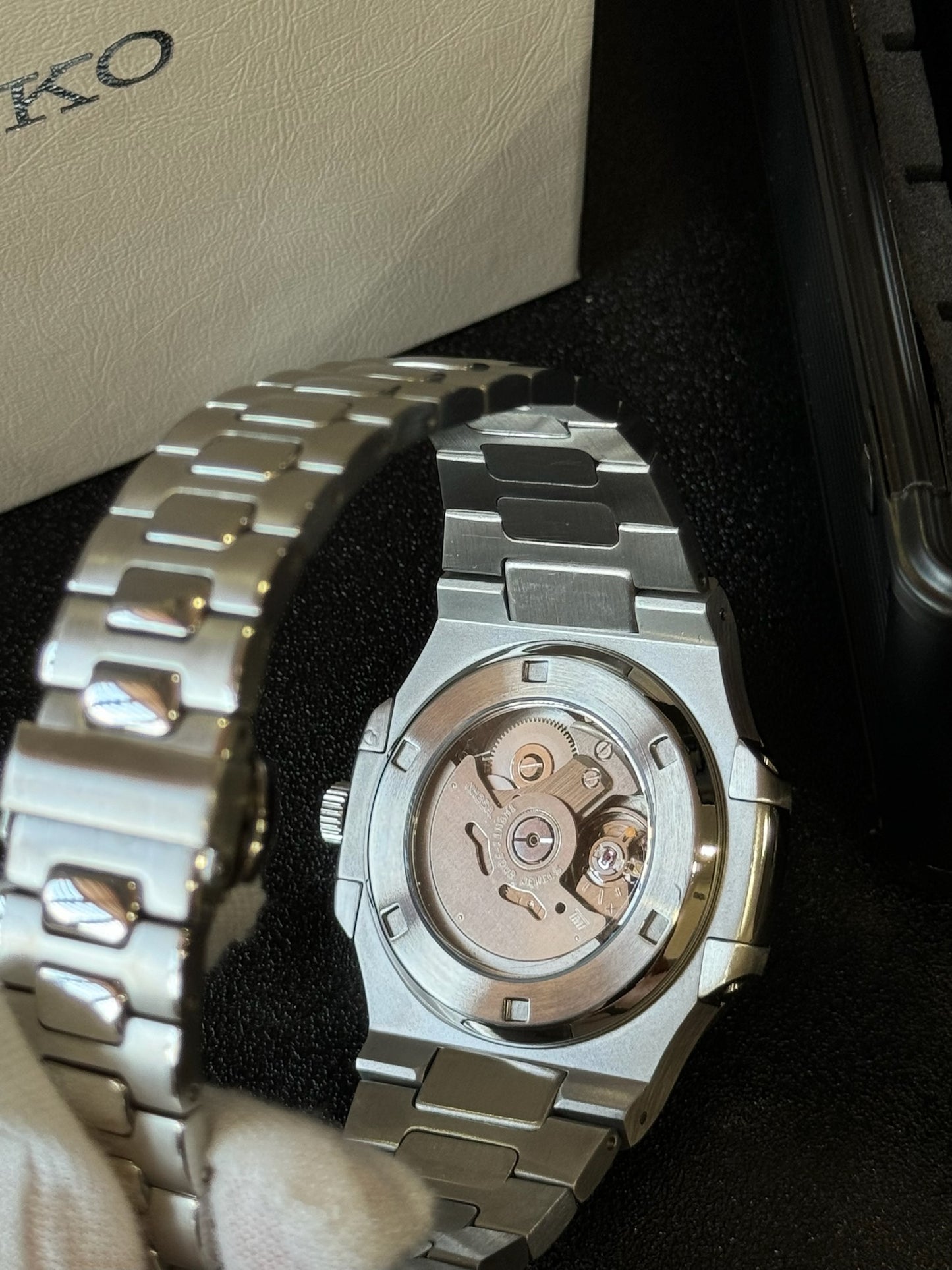 Seiko Mod Nautilus Black Dial