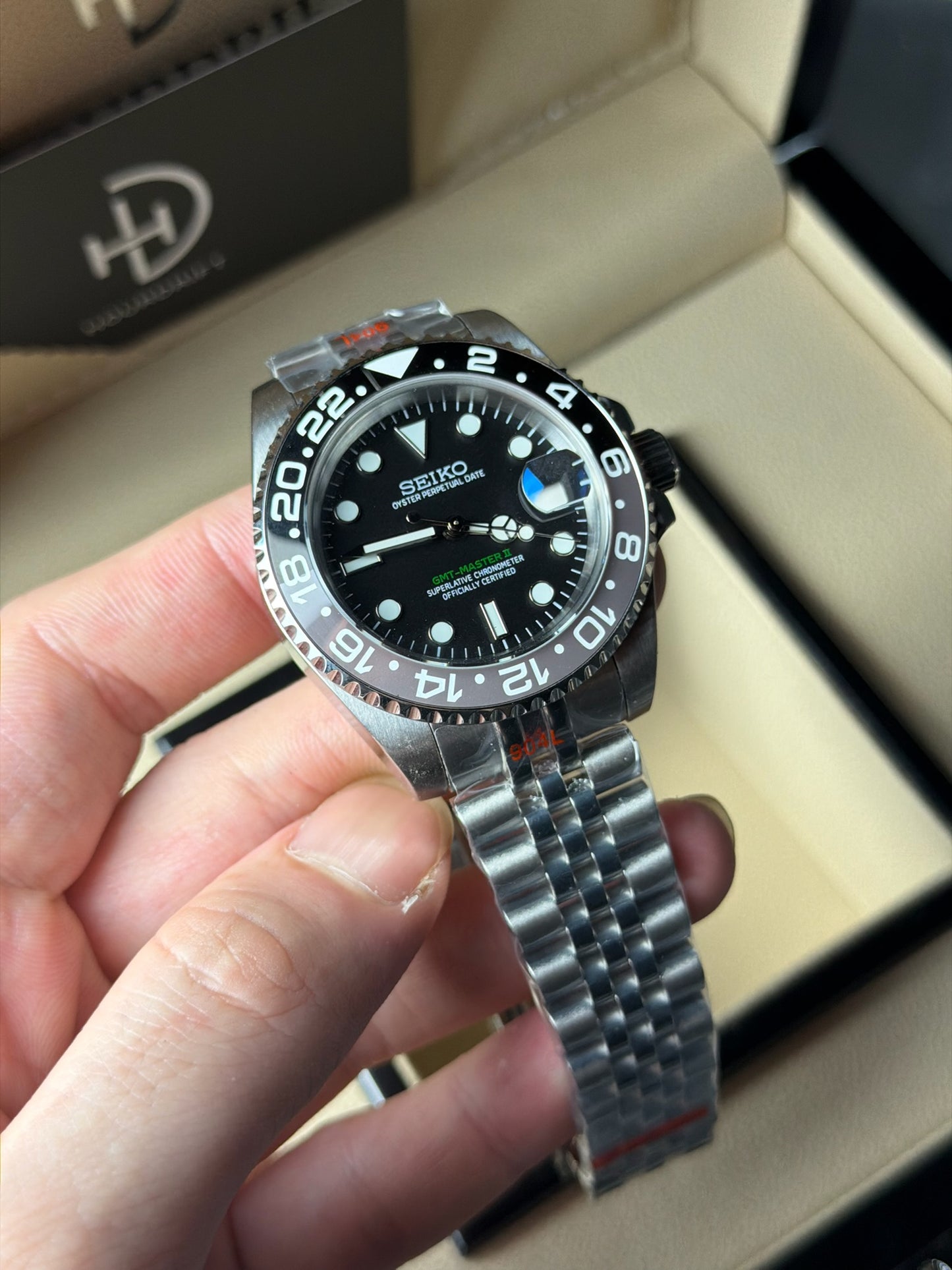 Seiko Mod Bruce Wayne