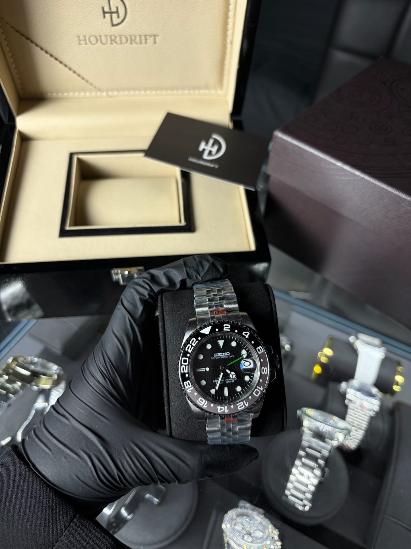 Seiko Mod Bruce Wayne GMT