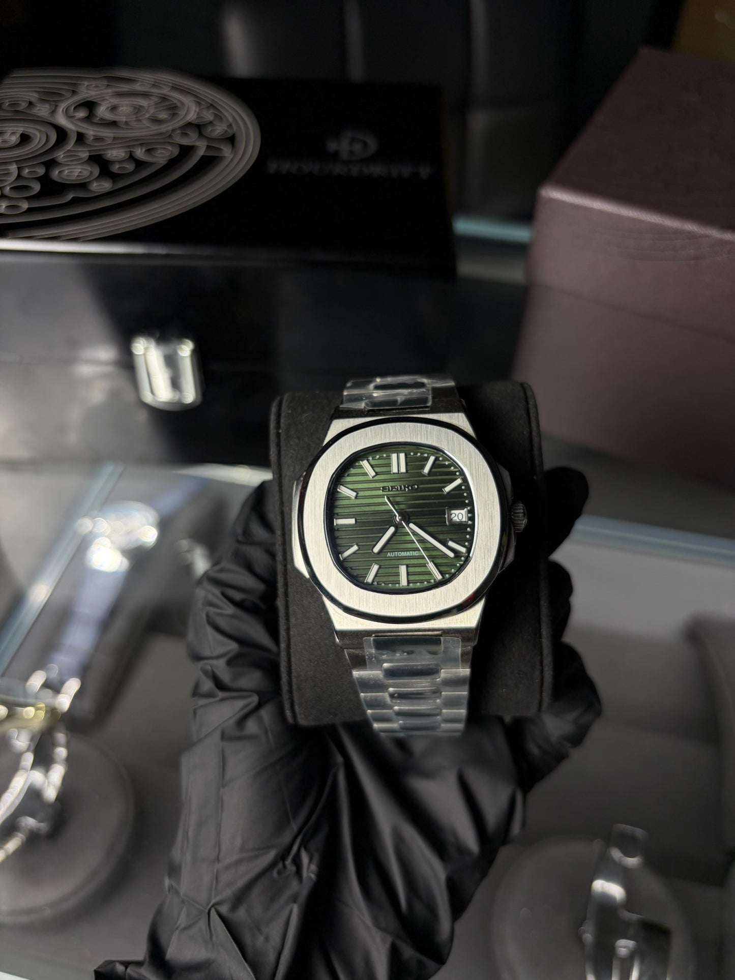 Seiko Mod Nautilus Green